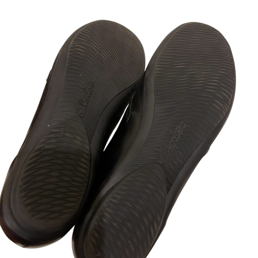 Women’s CLARKS Gracelin Gemma Black Leather Flats Shoes New - Picture 7 of 7